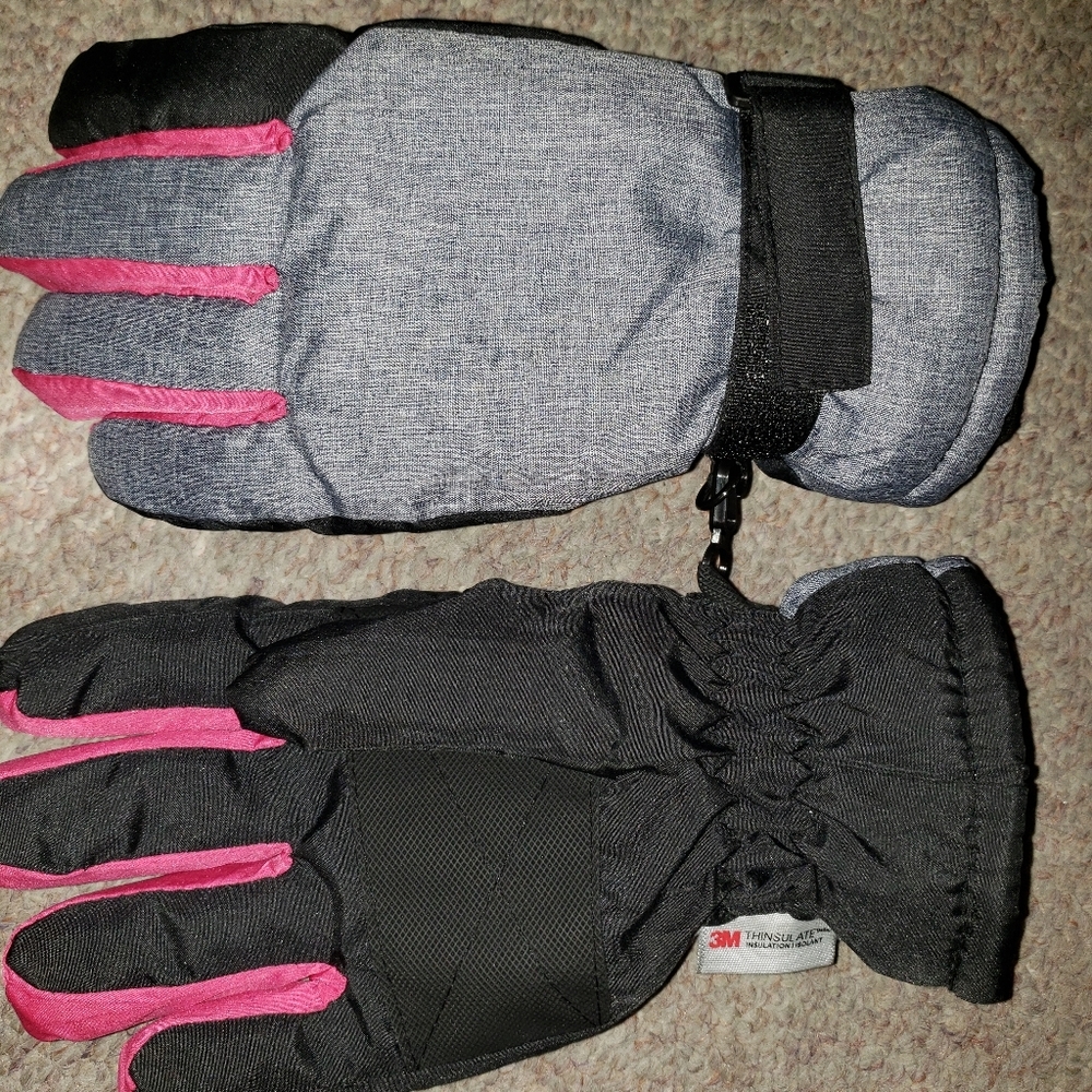 Athletech 3M Thinsulate Insulated Ski Gloves - Med